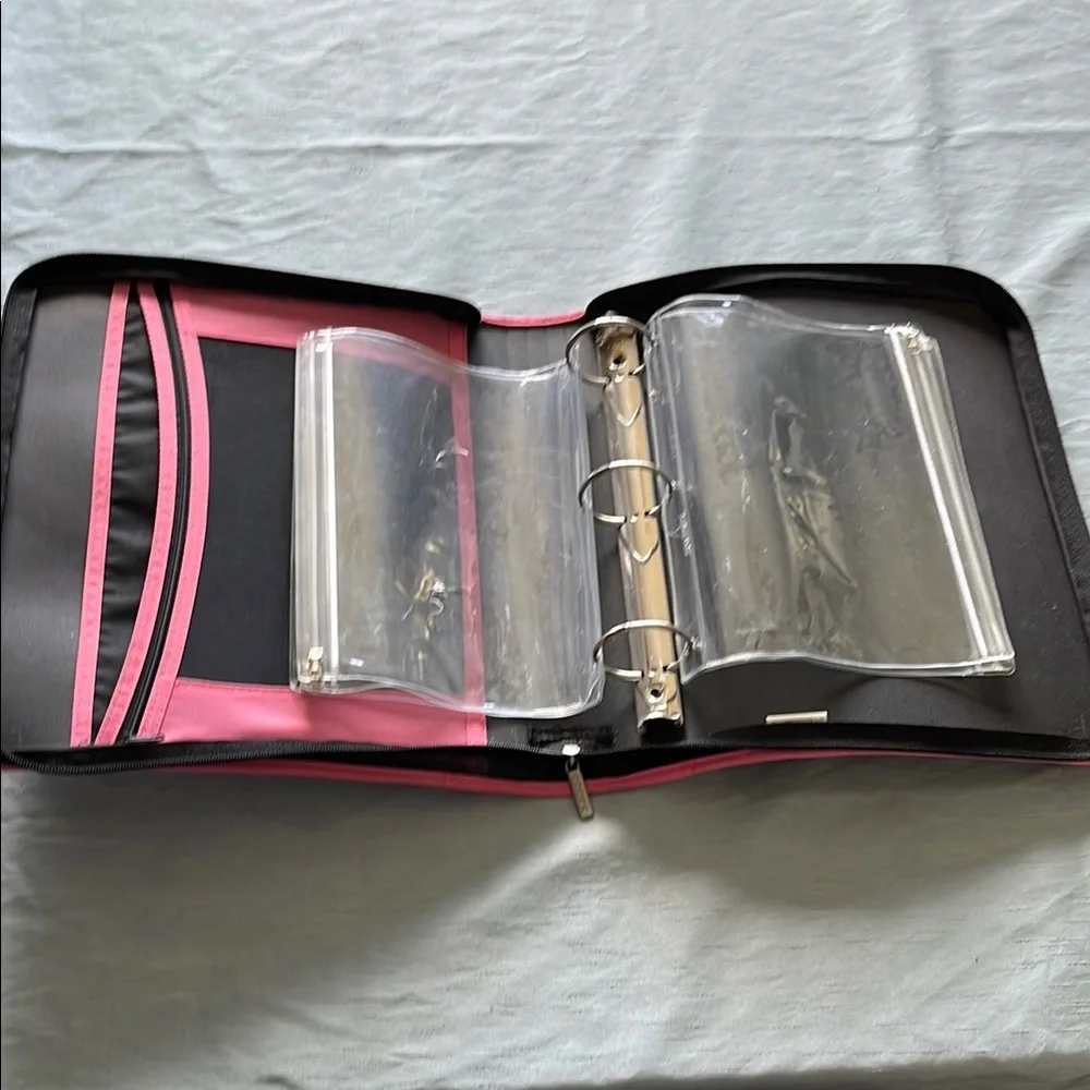 Five Star Black and Pink Organizer Binder